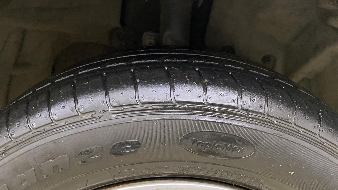 2014 Ford Ecosport AMBIENTE 1.5L PETROL, Petrol, Manual, 31,022 km, Right Front Tyre Tread
