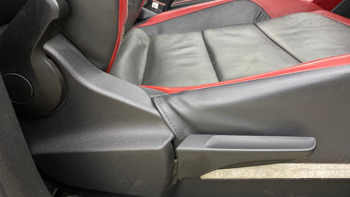 2022 Skoda KUSHAQ MONTE CARLO 1.0L TSI AT, Petrol, Automatic, 40,157 km, Driver Side Adjustment Panel