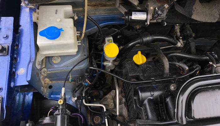 2018 Renault Kwid CLIMBER 1.0 AMT, Petrol, Automatic, 39,020 km, Engine View - Right