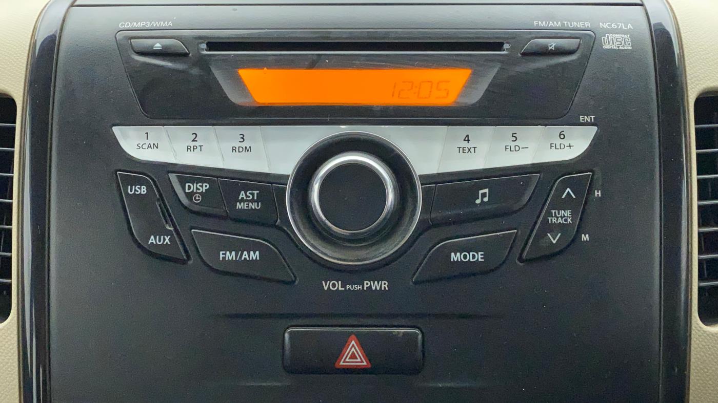 2017 Maruti Wagon R 1.0 VXI, Petrol, Manual, 35,240 km, Infotainment System