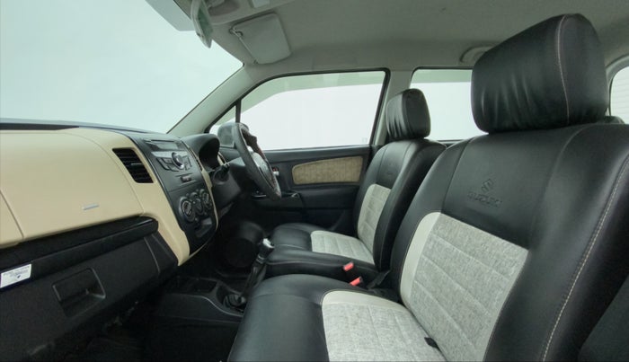 2017 Maruti Wagon R 1.0 VXI, Petrol, Manual, 35,240 km, Right Side Front Door Cabin