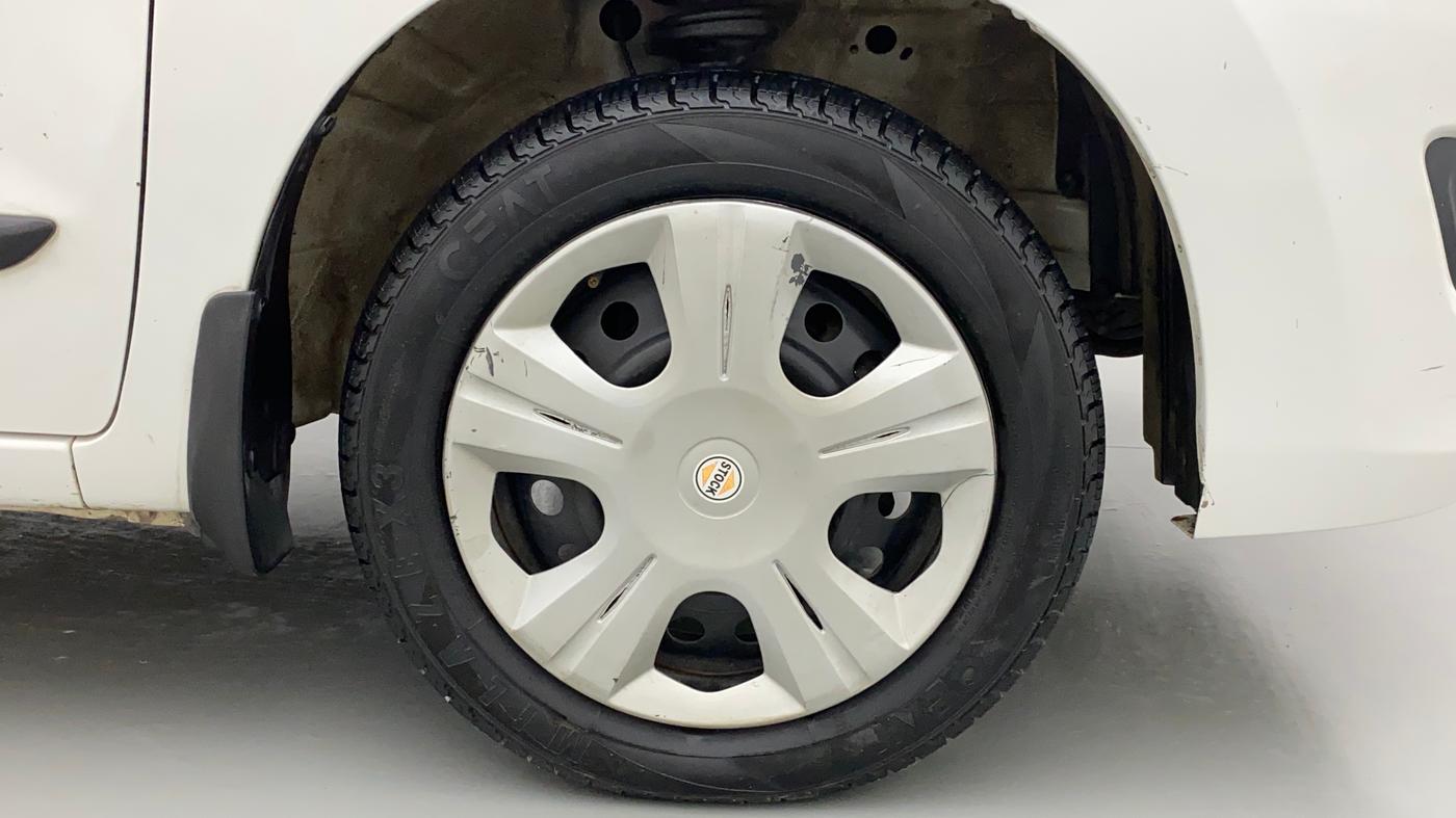 2017 Maruti Wagon R 1.0 VXI, Petrol, Manual, 35,240 km, Right Front Wheel