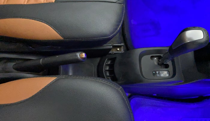 2016 Maruti Wagon R 1.0 VXI AMT, Petrol, Automatic, 80,696 km, Gear Lever