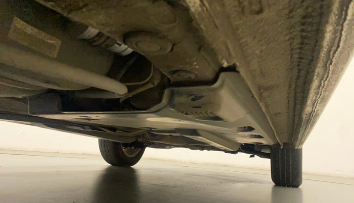 2016 Volkswagen Vento HIGHLINE PETROL AT, Petrol, Automatic, 85,189 km, Right Side Underbody