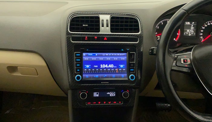 2016 Volkswagen Vento HIGHLINE PETROL AT, Petrol, Automatic, 85,189 km, Air Conditioner