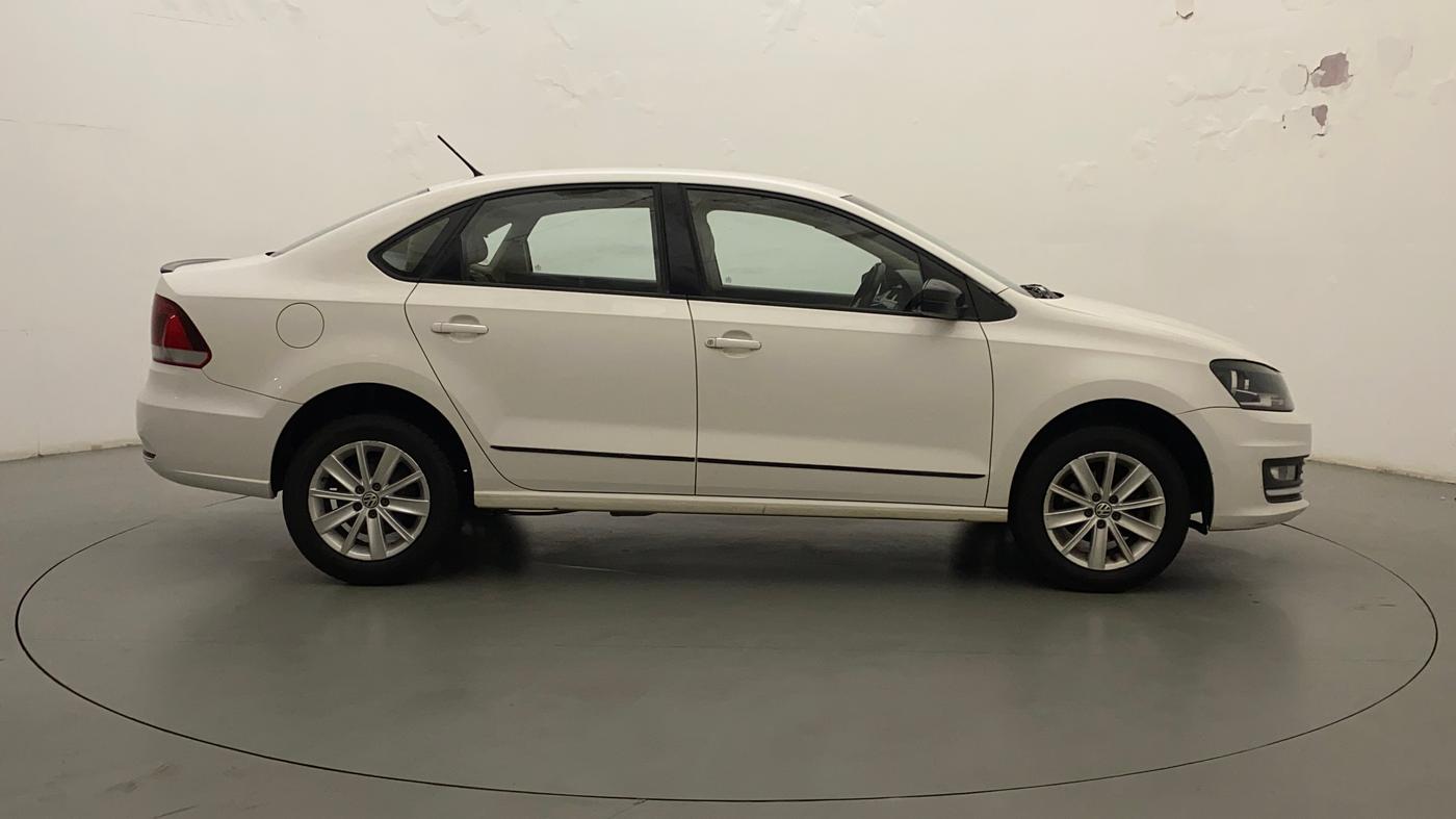 2016 Volkswagen Vento HIGHLINE PETROL AT, Petrol, Automatic, 85,189 km, Right Side