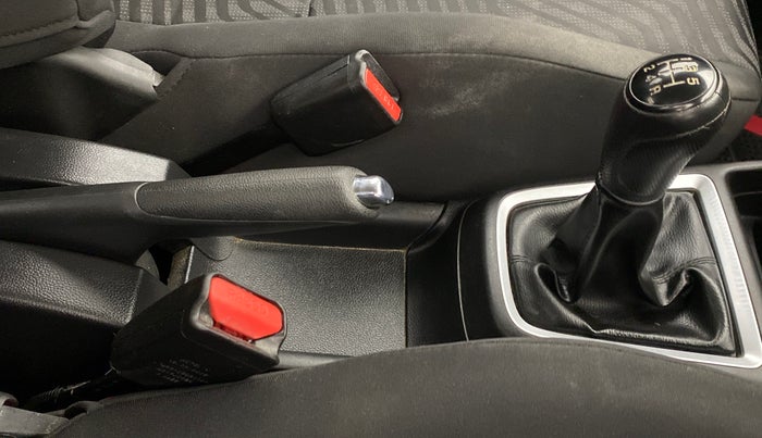 2018 Maruti Swift VXI, Petrol, Manual, 30,426 km, Gear Lever