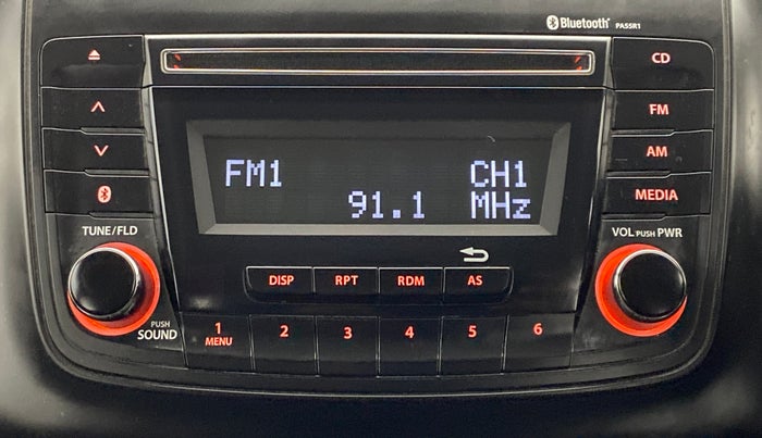 2018 Maruti Swift VXI, Petrol, Manual, 30,426 km, Infotainment System