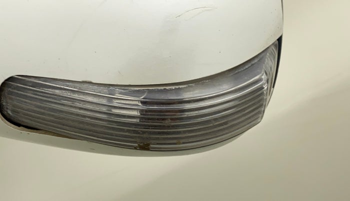 2010 Toyota Corolla Altis G PETROL, Petrol, Manual, 73,233 km, Left rear-view mirror - Indicator light not working