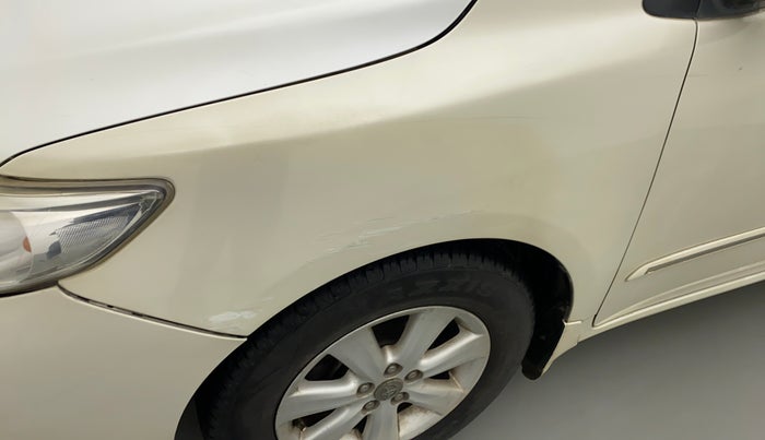 2010 Toyota Corolla Altis G PETROL, Petrol, Manual, 73,233 km, Left fender - Minor scratches