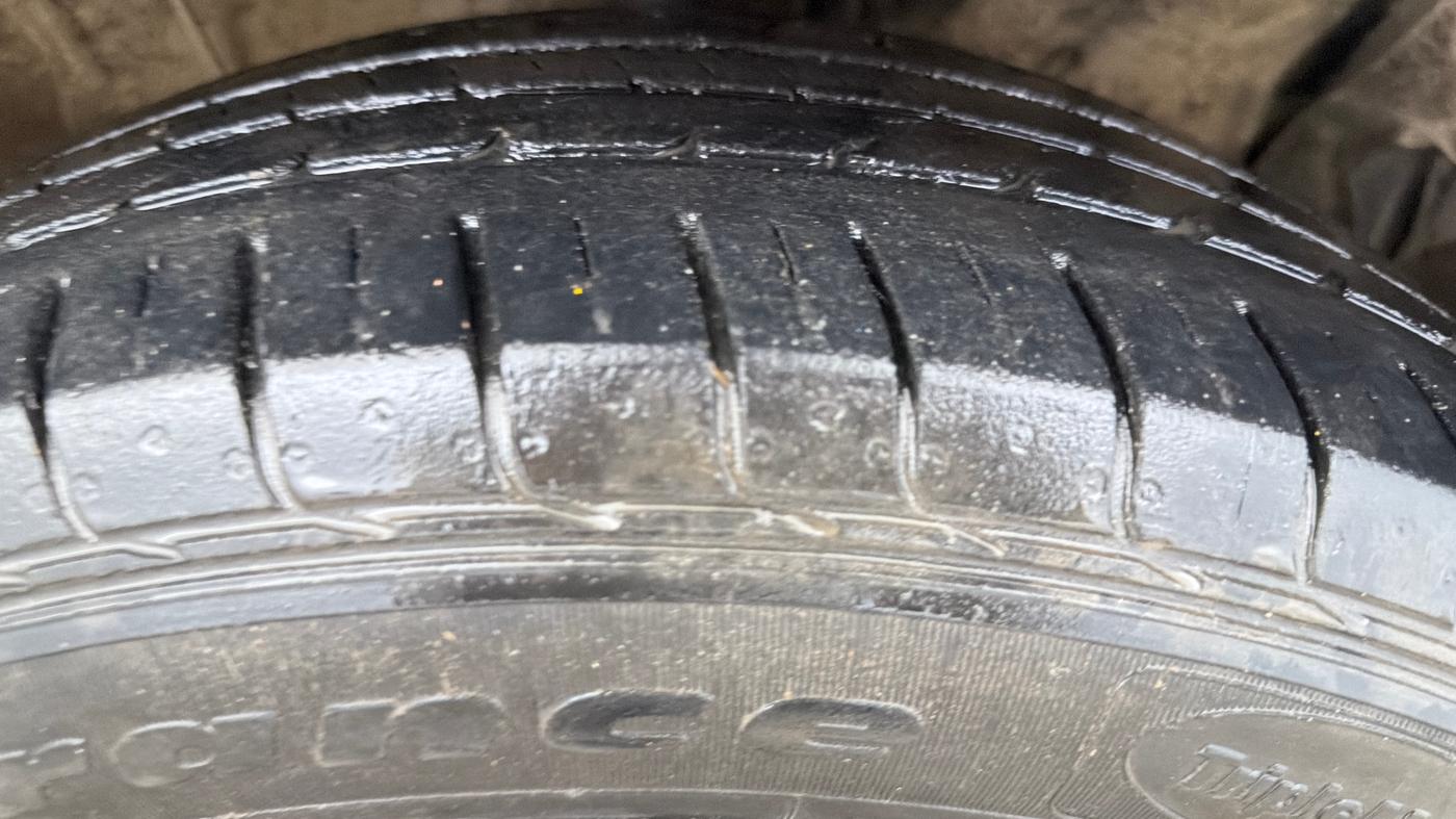 2021 Hyundai Creta SX (O) IVT 1.5 PETROL, Petrol, Automatic, 24,901 km, Right Front Tyre Tread