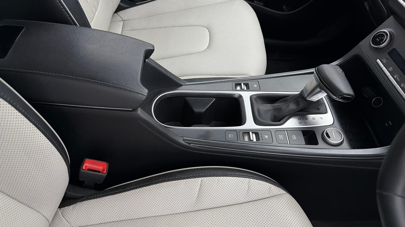 2021 Hyundai Creta SX (O) IVT 1.5 PETROL, Petrol, Automatic, 24,901 km, Gear Lever
