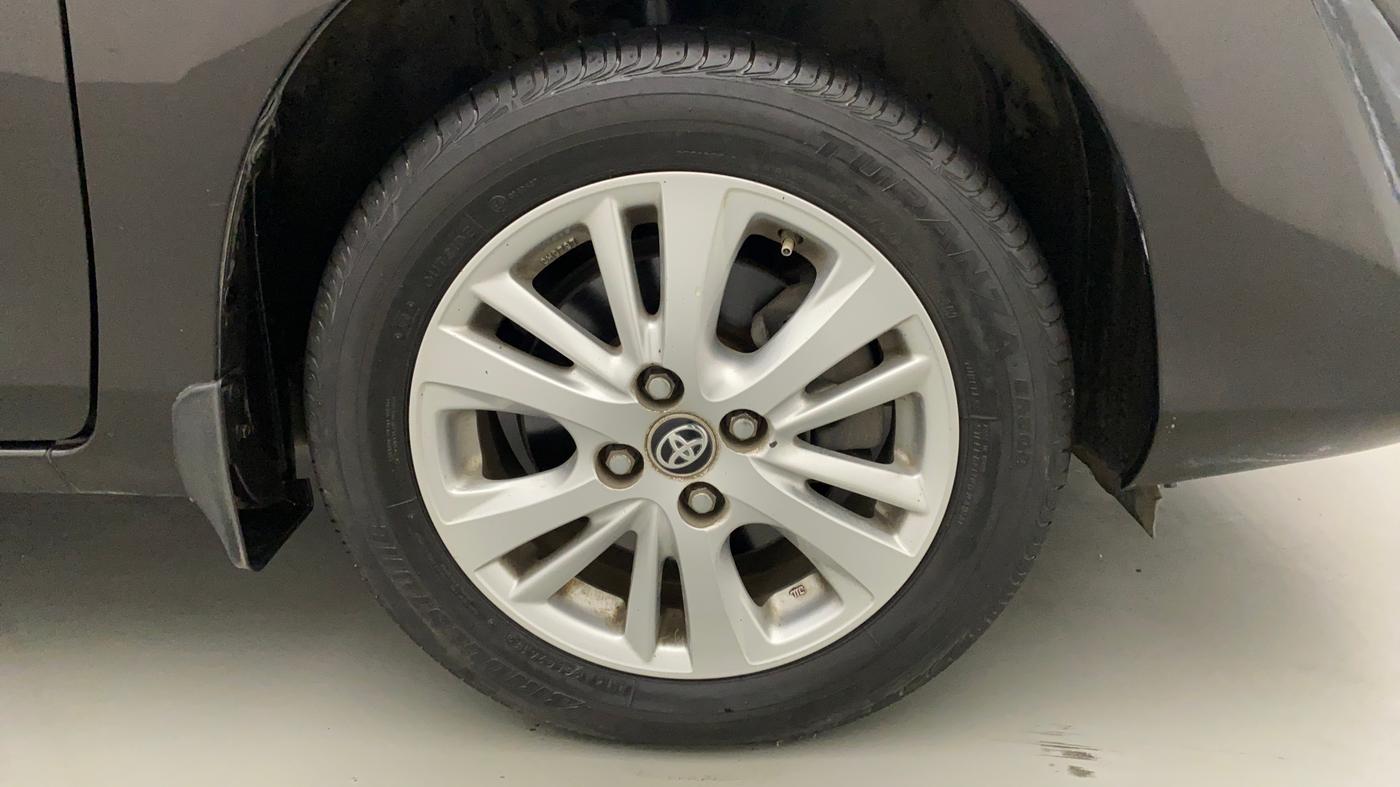 2018 Toyota YARIS VX MT, Petrol, Manual, 30,509 km, Right Front Wheel