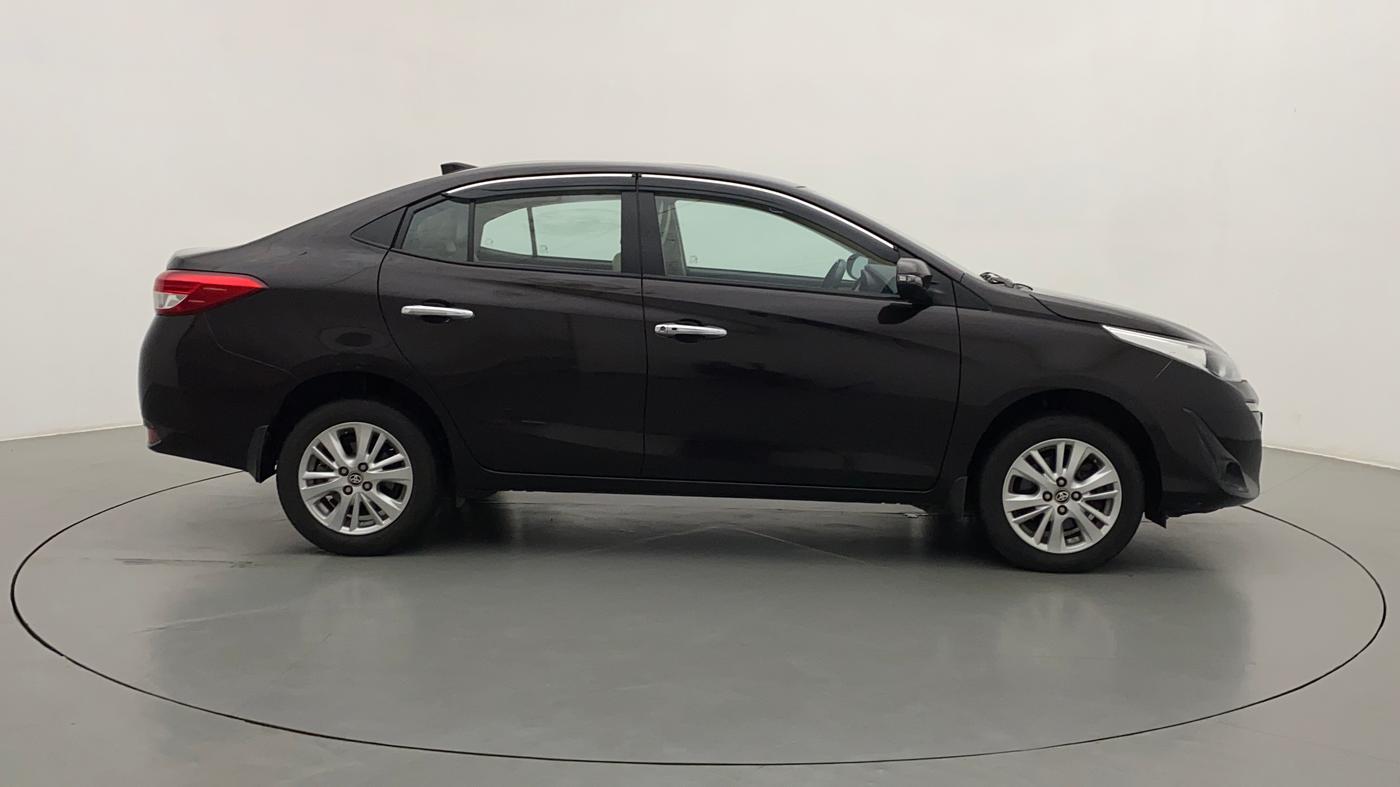 2018 Toyota YARIS VX MT, Petrol, Manual, 30,509 km, Right Side