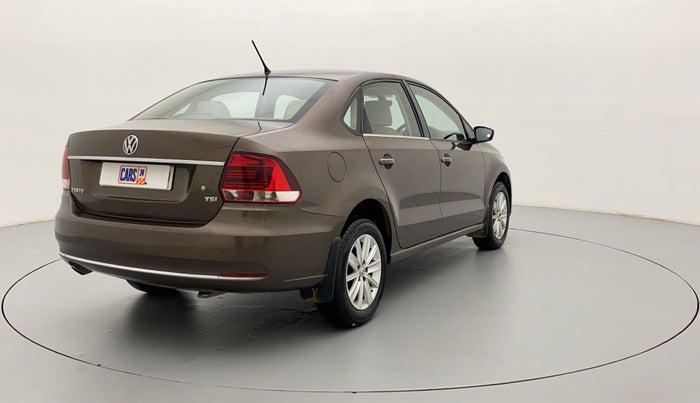 2016 Volkswagen Vento HIGHLINE PETROL AT, Petrol, Automatic, 61,590 km, Right Back Diagonal