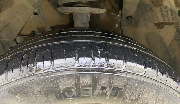 2019 Maruti Vitara Brezza ZDI PLUS AMT, Diesel, Automatic, 71,802 km, Left Front Tyre Tread