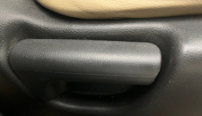 2017 Honda City 1.5L I-VTEC ZX CVT, Petrol, Automatic, 68,539 km, Driver Side Adjustment Panel