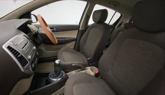 2010 Hyundai i20 SPORTZ (O) 1.2, Petrol, Manual, 67,278 km, Right Side Front Door Cabin