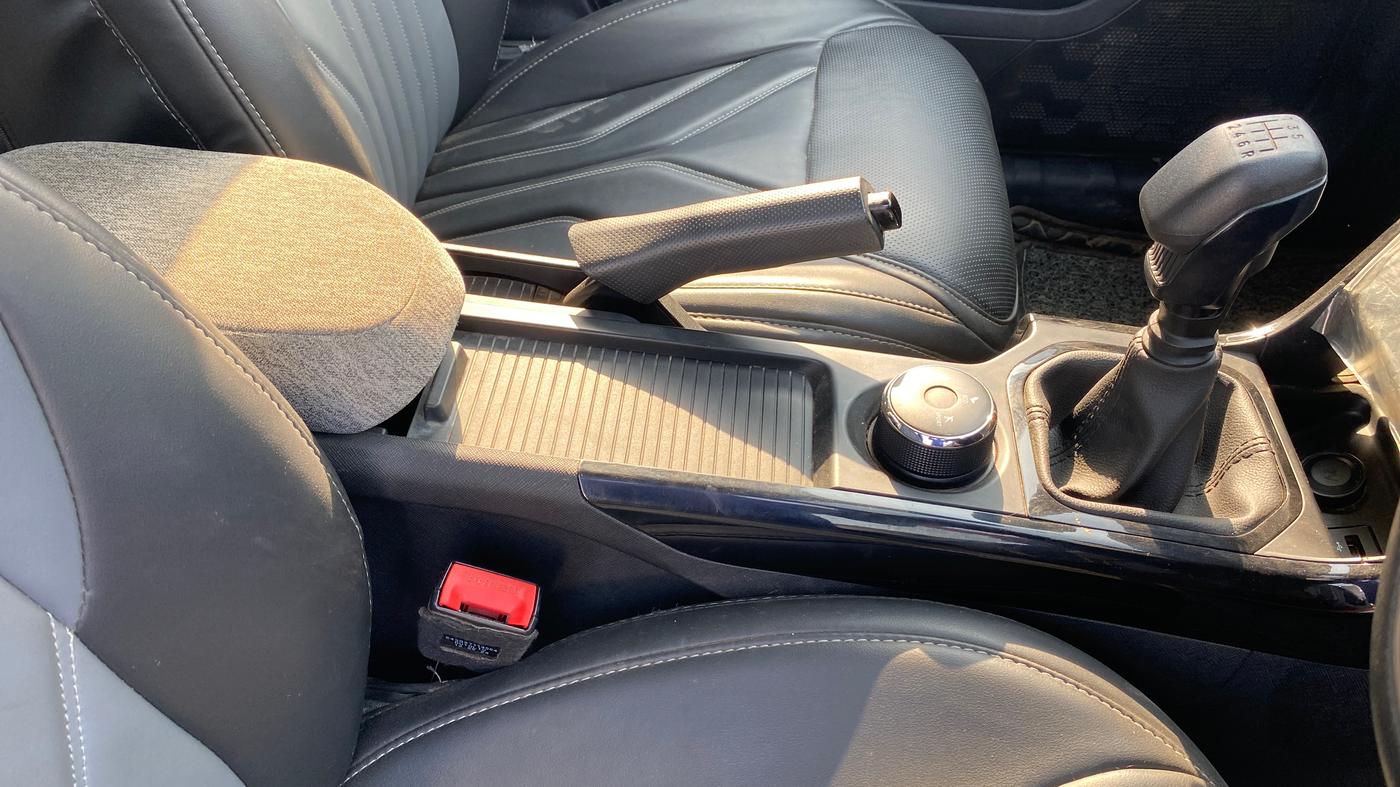 2024 Tata Curvv Pure Plus S 1.2 Petrol 6MT, Petrol, Manual, 10,864 km, Gear Lever