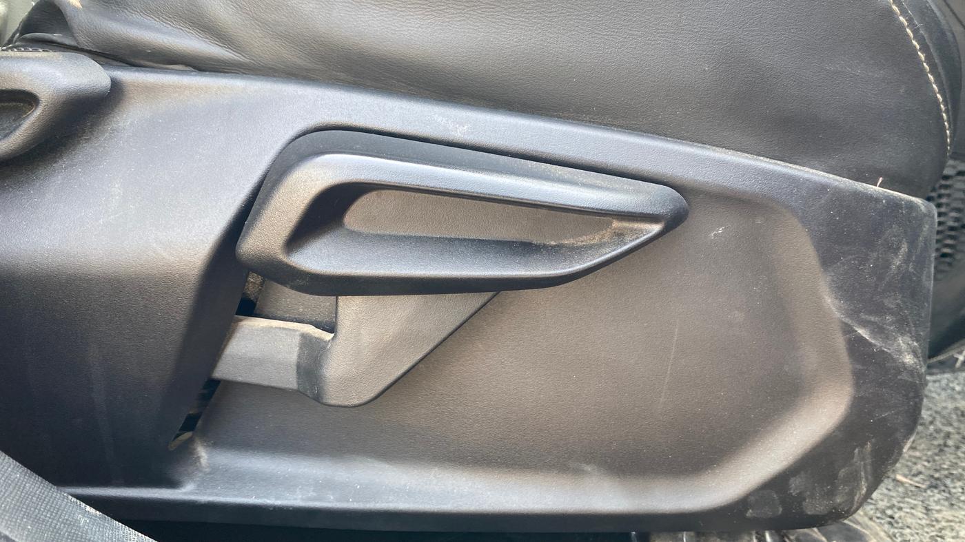 2024 Tata Curvv Pure Plus S 1.2 Petrol 6MT, Petrol, Manual, 10,864 km, Driver Side Adjustment Panel