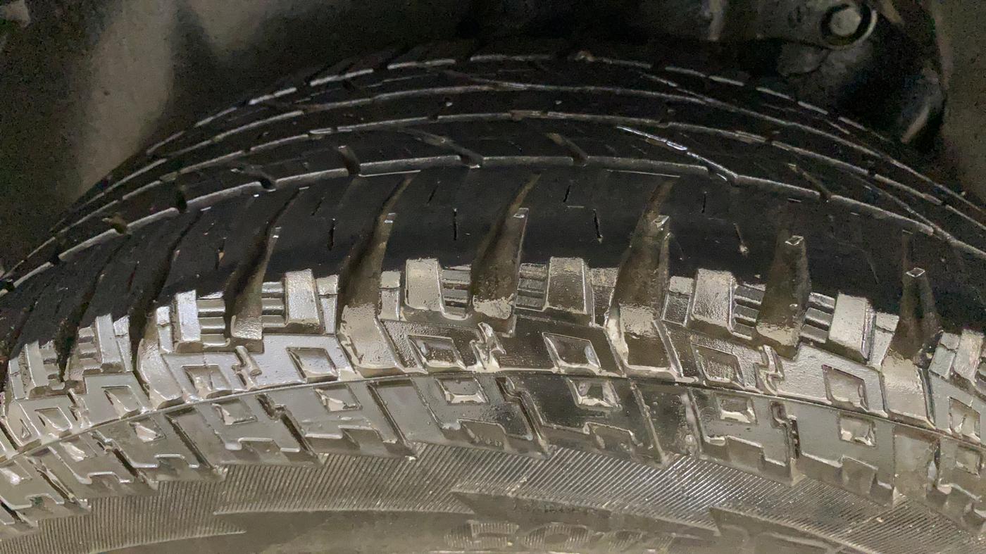 2020 Tata Harrier XZ PLUS 2.0L DUAL TONE, Diesel, Manual, 1,32,979 km, Right Rear Tyre Tread