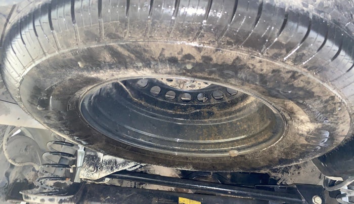 2020 Tata Harrier XZ PLUS 2.0L DUAL TONE, Diesel, Manual, 1,32,961 km, Spare Tyre