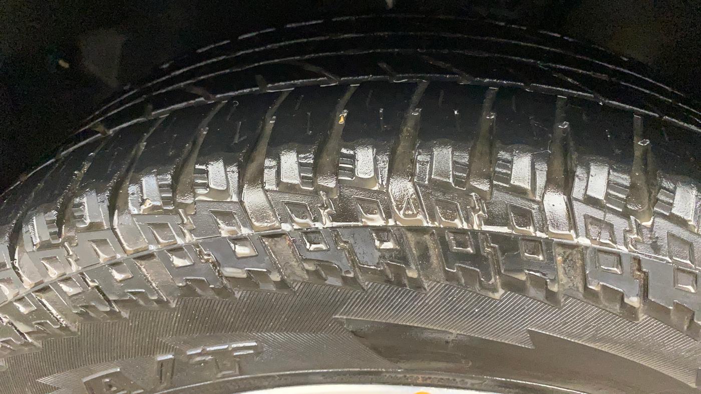 2020 Tata Harrier XZ PLUS 2.0L DUAL TONE, Diesel, Manual, 1,32,979 km, Left Front Tyre Tread