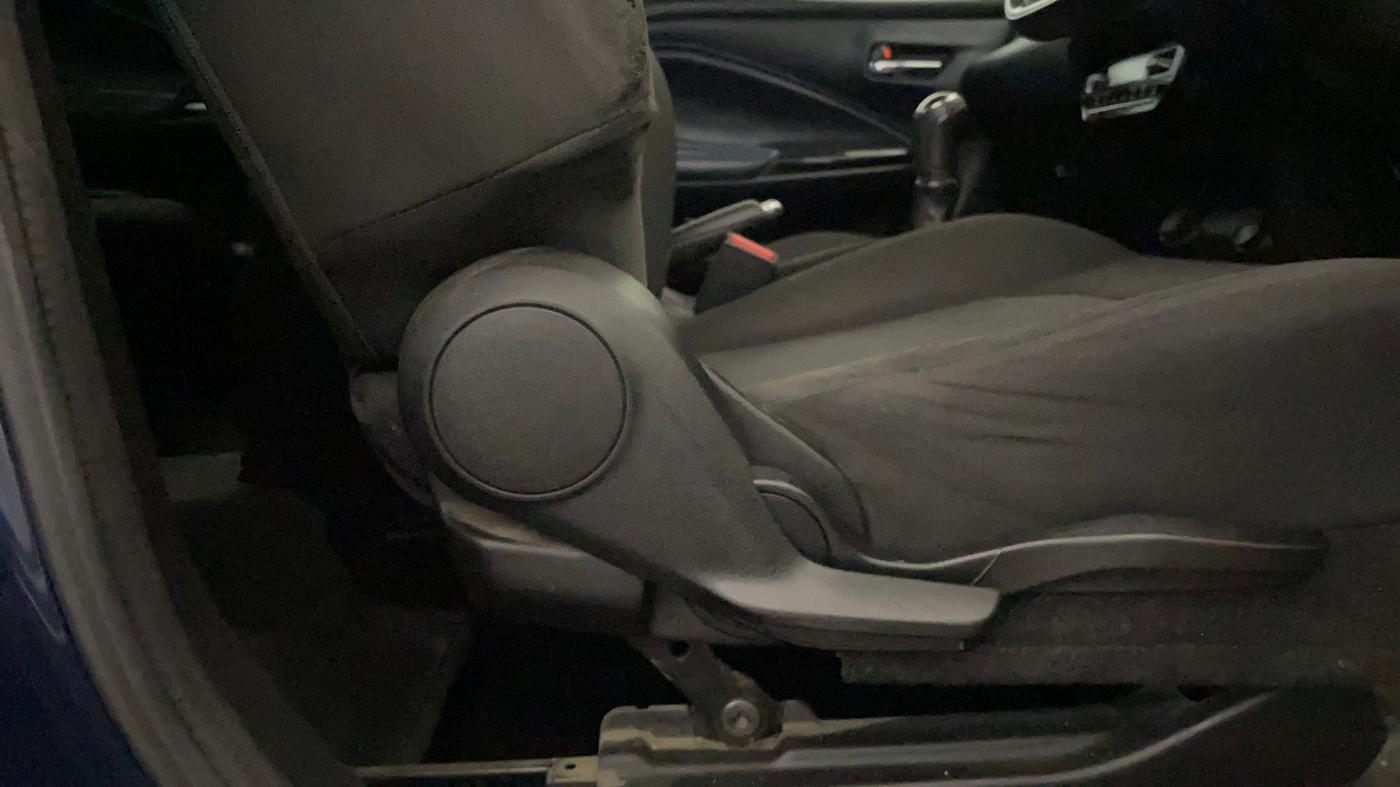2022 Maruti Baleno ALPHA PETROL 1.2, Petrol, Manual, 79,496 km, Driver Side Adjustment Panel