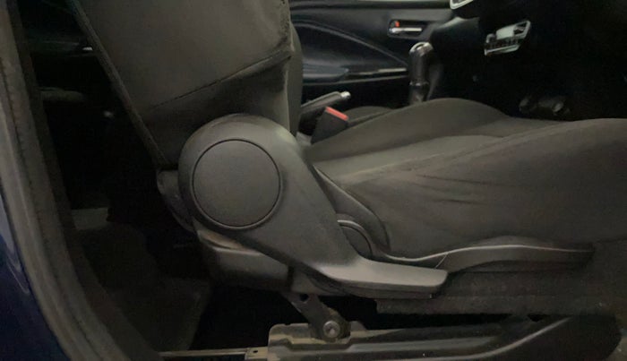 2022 Maruti Baleno ALPHA PETROL 1.2, Petrol, Manual, 79,496 km, Driver Side Adjustment Panel