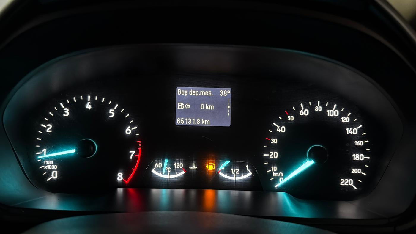 2018 Ford Ecosport TITANIUM 1.5L PETROL, Petrol, Manual, 65,120 km, Odometer Image