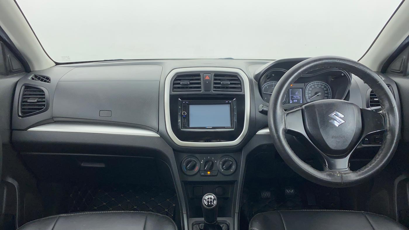 2018 Maruti Vitara Brezza VDI, Diesel, Manual, 45,097 km, Dashboard