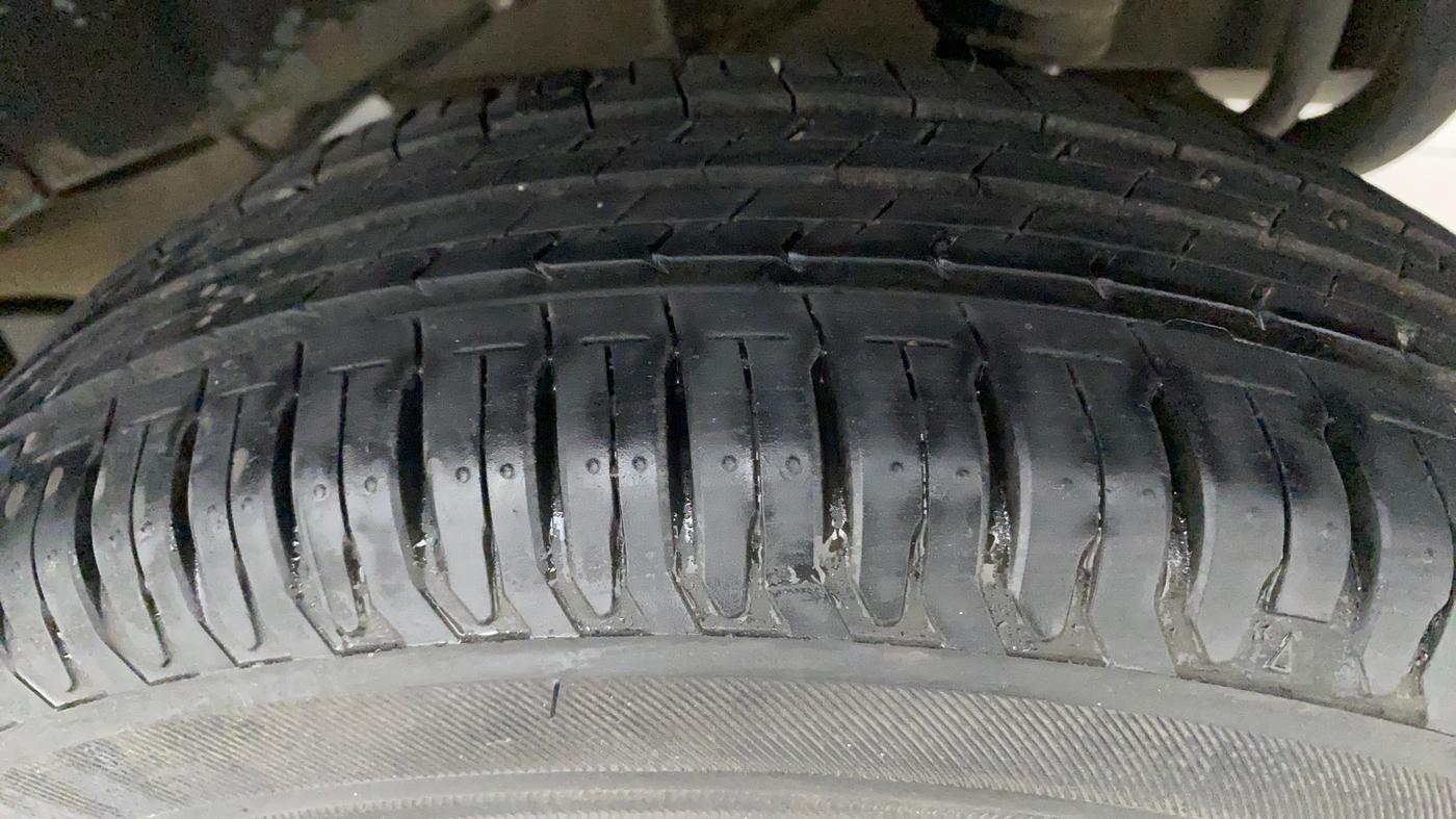 2014 Datsun Go T, Petrol, Manual, 39,399 km, Left Rear Tyre Tread