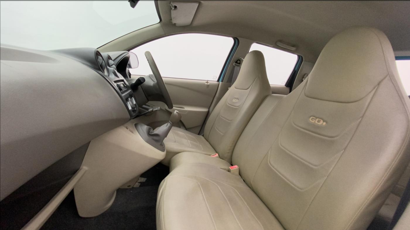 2014 Datsun Go T, Petrol, Manual, 39,399 km, Right Side Front Door Cabin