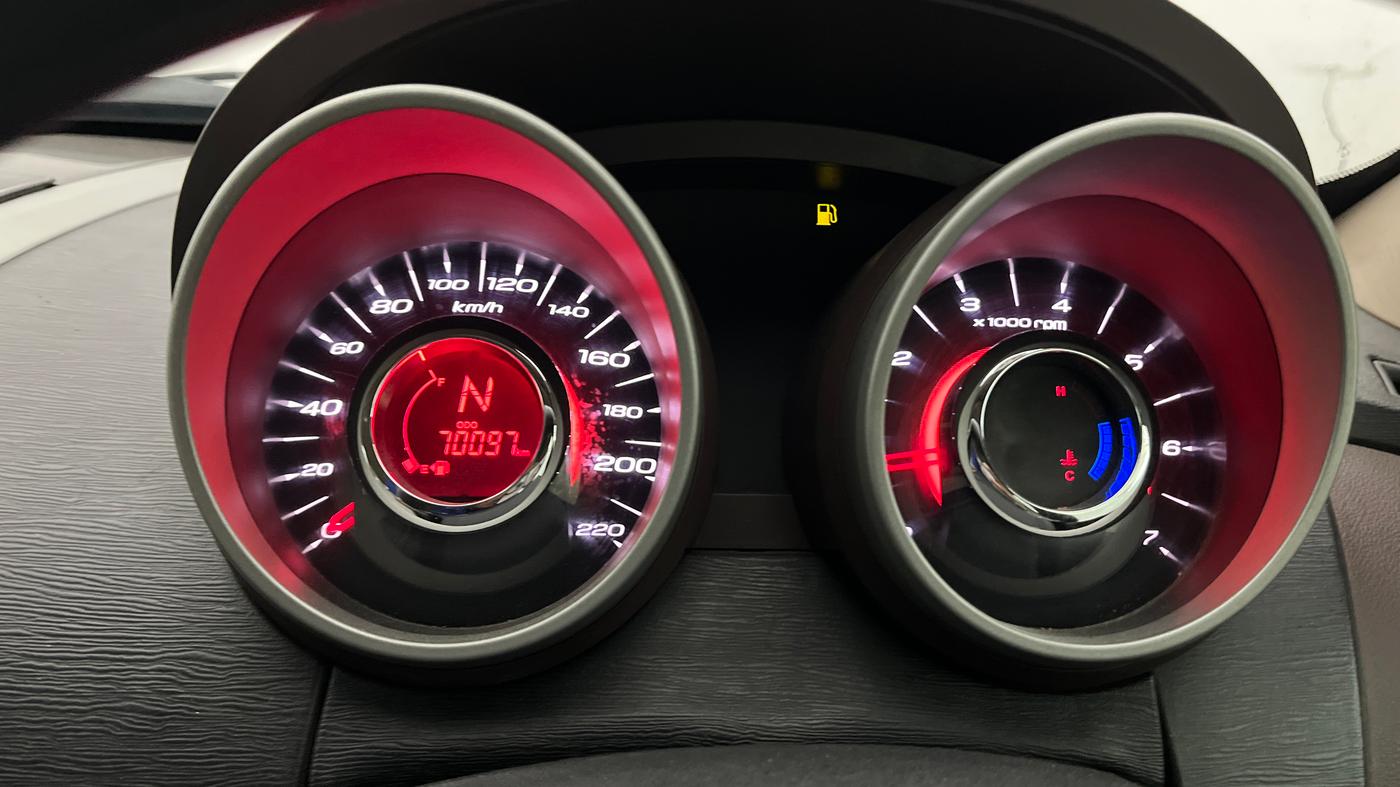 2014 Mahindra XUV500 W6, Diesel, Manual, 7,002 km, Odometer Image