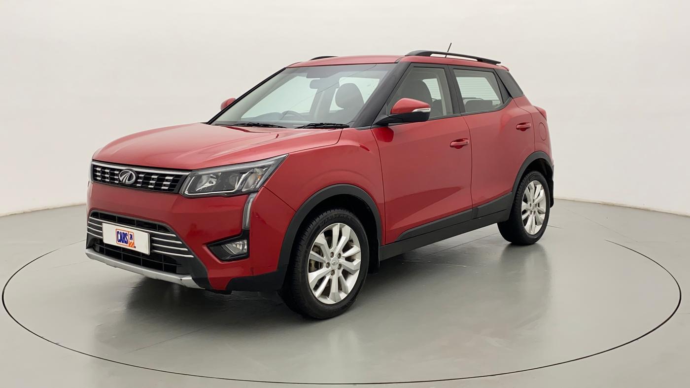 2020 Mahindra XUV300 W8 1.2 PETROL, Petrol, Manual, 16,285 km, Left Front Diagonal