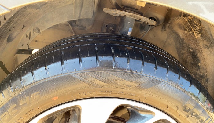 2021 Maruti Baleno ZETA PETROL 1.2, Petrol, Manual, 17,928 km, Left Front Tyre Tread