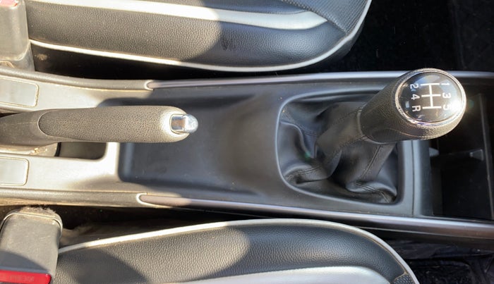 2021 Maruti Baleno ZETA PETROL 1.2, Petrol, Manual, 17,928 km, Gear Lever