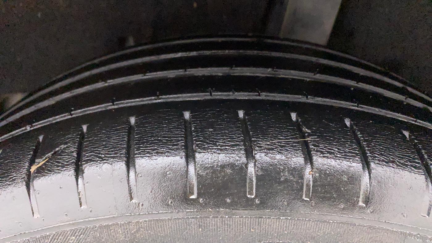 2018 Maruti Baleno ZETA PETROL 1.2, Petrol, Manual, 78,120 km, Left Rear Tyre Tread