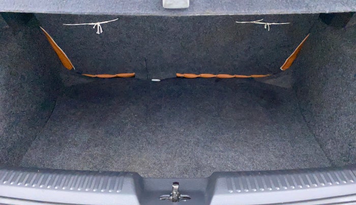 2017 Volkswagen Polo GT TSI 1.2 PETROL AT, Petrol, Automatic, 45,817 km, Boot Inside