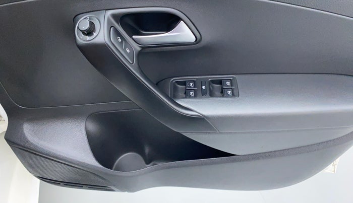 2017 Volkswagen Polo GT TSI 1.2 PETROL AT, Petrol, Automatic, 45,817 km, Driver Side Door Panels Control