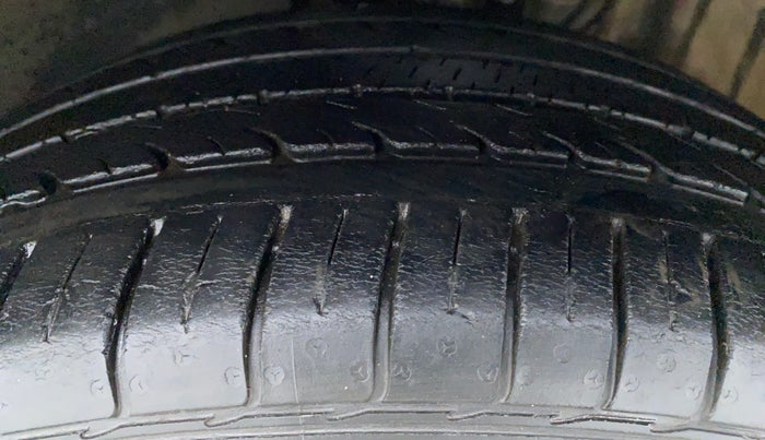 2017 Volkswagen Polo GT TSI 1.2 PETROL AT, Petrol, Automatic, 45,817 km, Right Front Tyre Tread