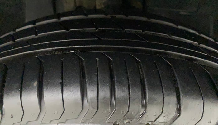2022 Tata PUNCH ACCOMPLISHED AMT, Petrol, Automatic, 3,294 km, Right Front Tyre Tread