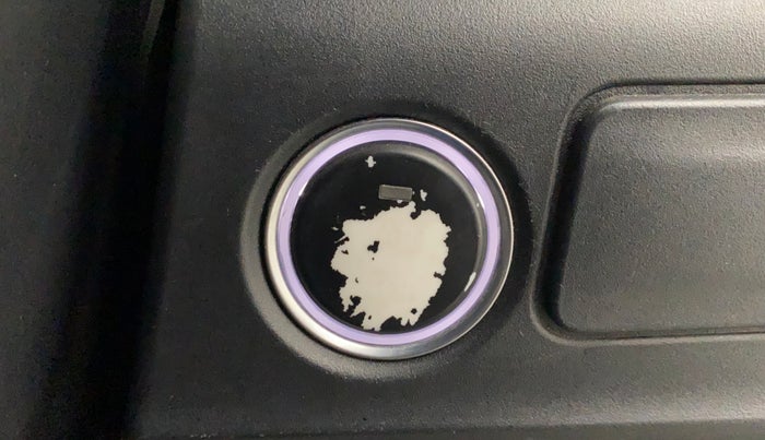 2020 Tata ALTROZ XZ PETROL, Petrol, Manual, 72,780 km, Keyless Start/ Stop Button