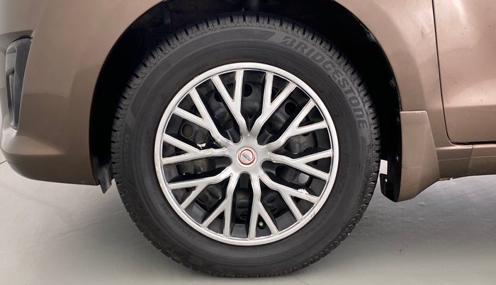 2013 Maruti Ertiga VXI, Petrol, Manual, 93,852 km, Left Front Wheel