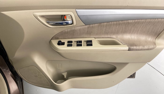 2013 Maruti Ertiga VXI, Petrol, Manual, 93,852 km, Driver Side Door Panels Control