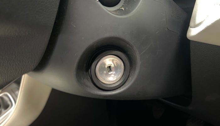 2024 MG ASTOR Sprint 1.5 MT (Ivory), Petrol, Manual, 7,166 km, Keyless Start/ Stop Button