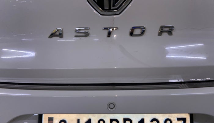 2024 MG ASTOR Sprint 1.5 MT (Ivory), Petrol, Manual, 7,166 km, Parking Camera
