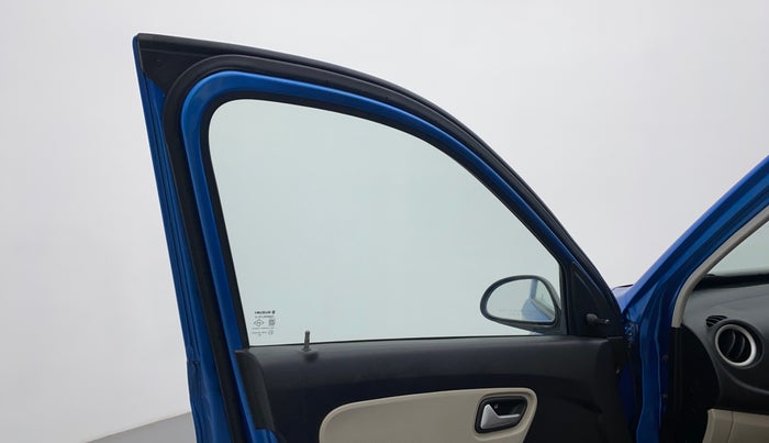 2019 Maruti Alto LXI, Petrol, Manual, 46,120 km, Left front window switch / handle - Power window makes minor noise