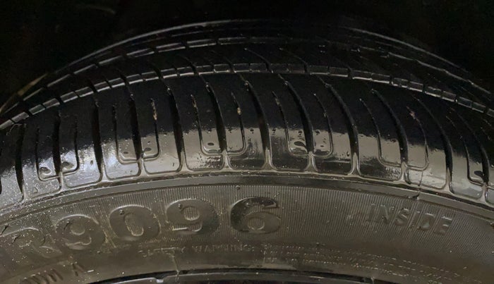 2018 Hyundai Creta E PLUS 1.6 PETROL, Petrol, Manual, 71,879 km, Right Rear Tyre Tread