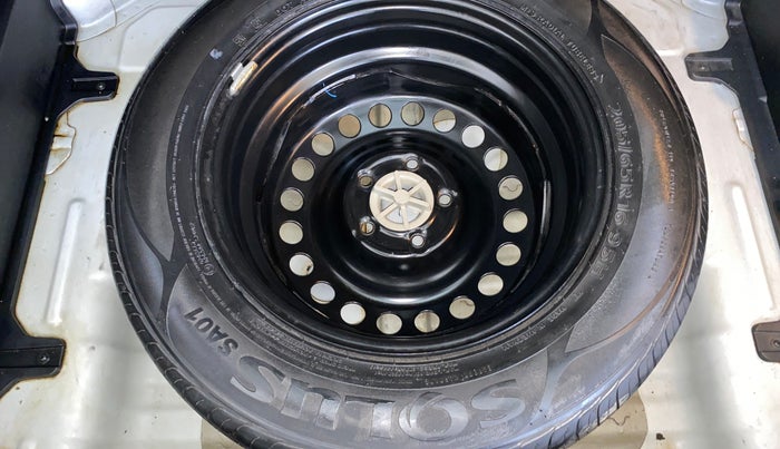 2018 Hyundai Creta E PLUS 1.6 PETROL, Petrol, Manual, 71,879 km, Spare Tyre